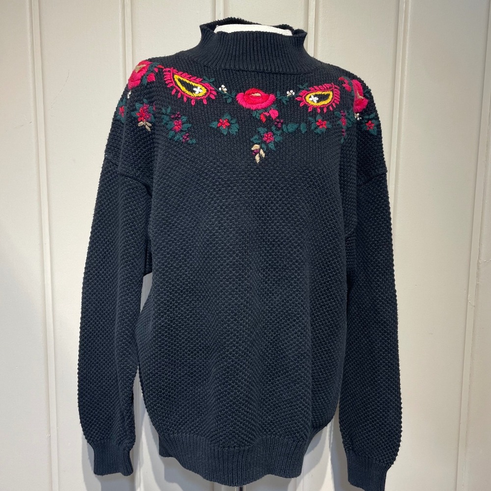 VTG Sheridan Square Woman‎ Embroidered Floral Paisley Ramie Cotton Knit Sweater